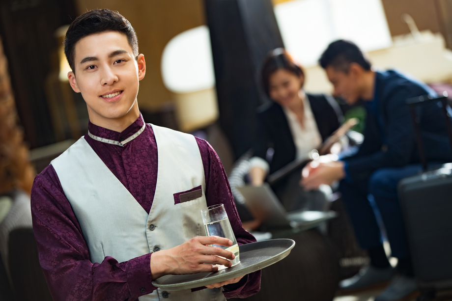 酒店餐飲服務員的職責與素養
